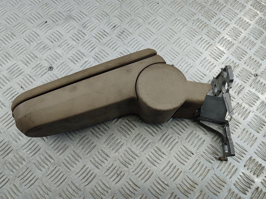 Подлокотник