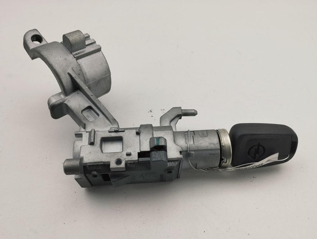 Замок зажигания