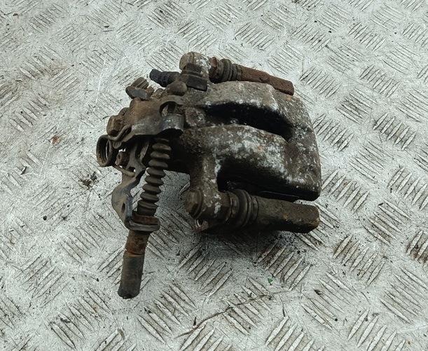 Суппорт задний правый