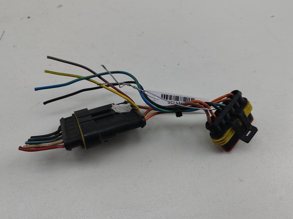 Разъем (фишка) проводки