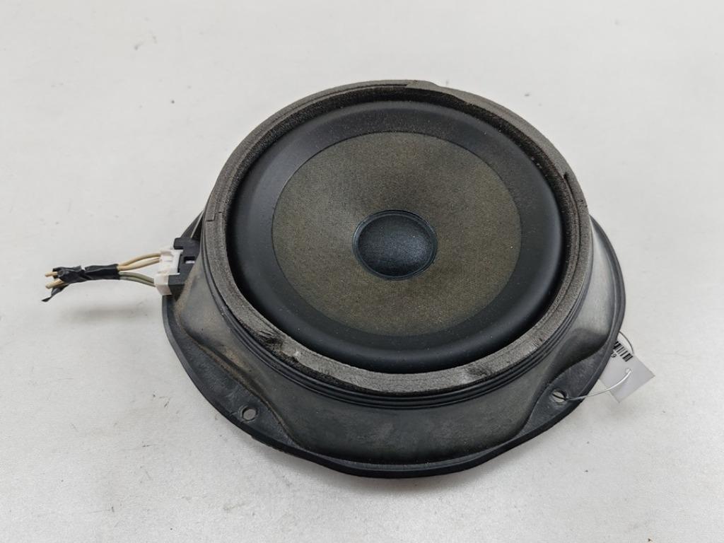 Динамик двери передней левой