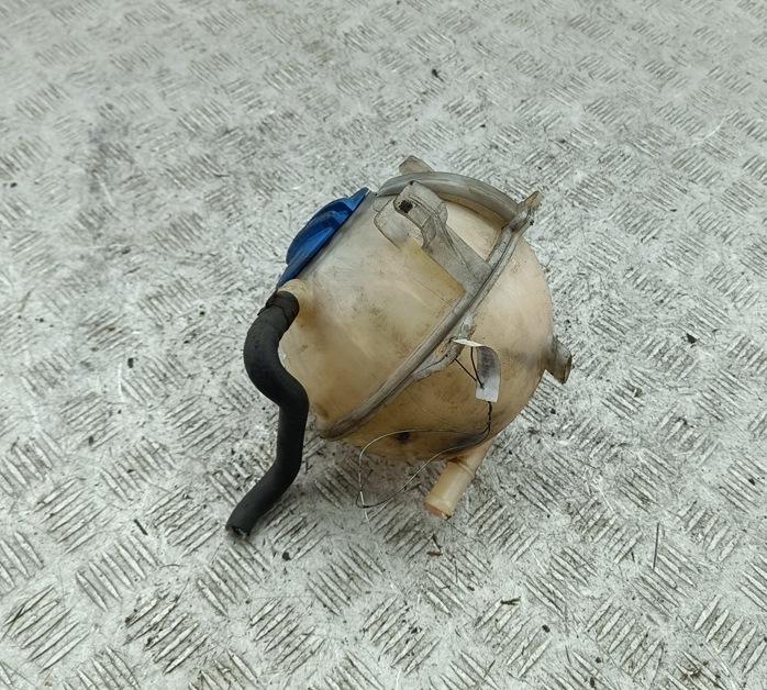 Бачок расширительный