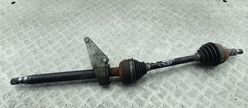 Полуось передняя правая