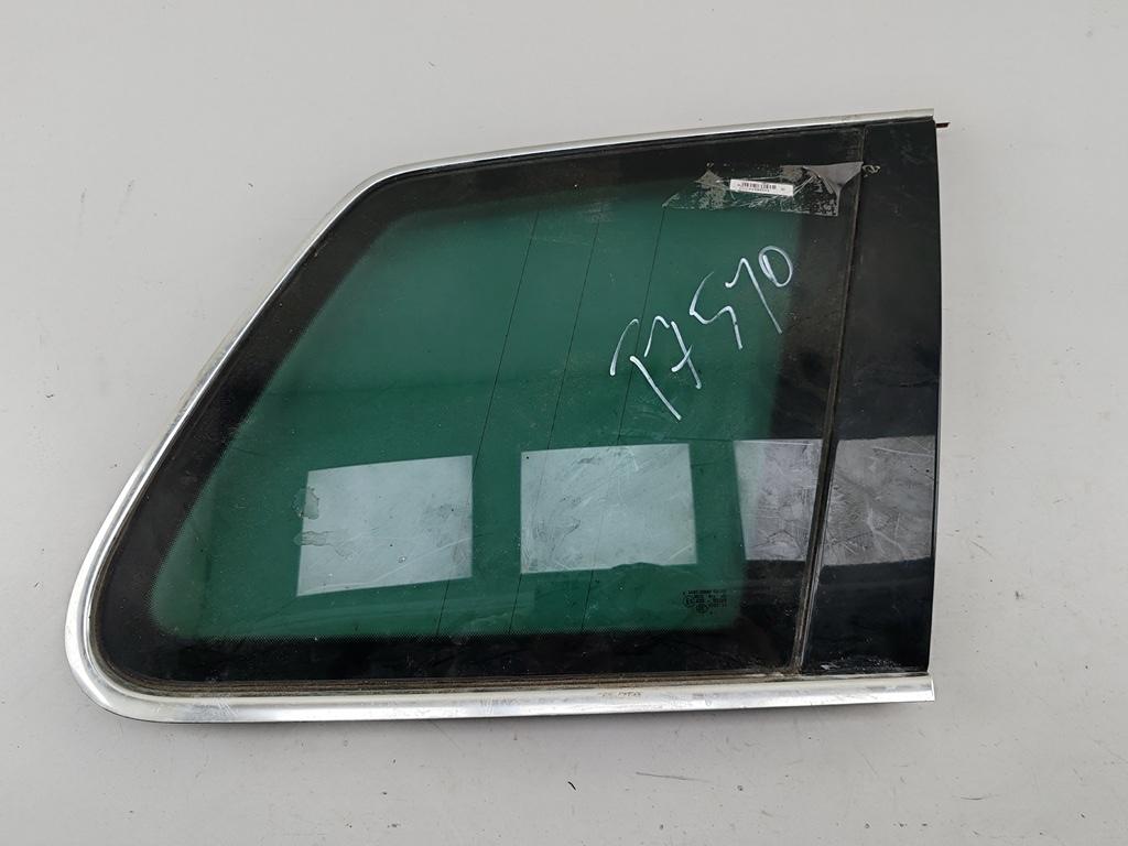 Стекло кузовное боковое заднее правое