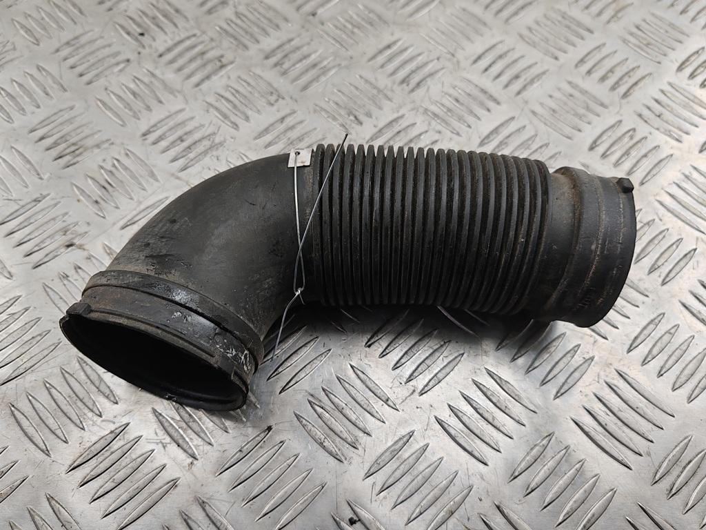 Патрубок воздушного фильтра