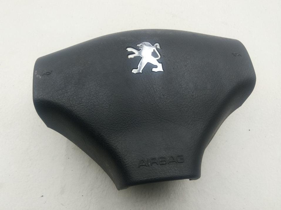 Подушка безопасности (Airbag) водителя