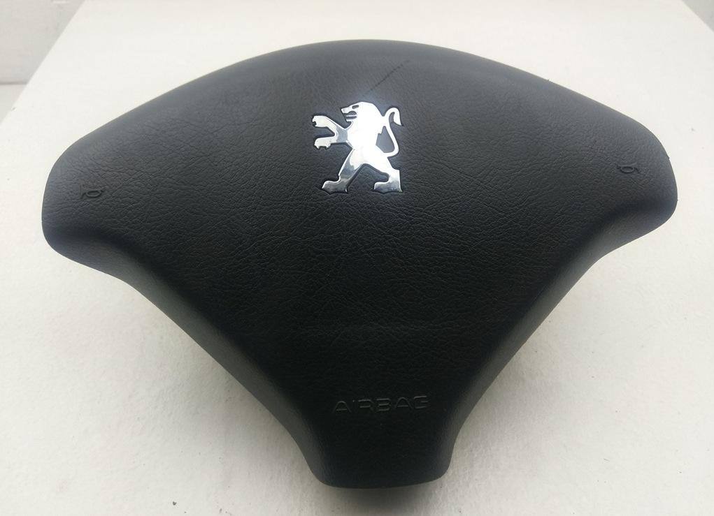 Подушка безопасности (Airbag) водителя