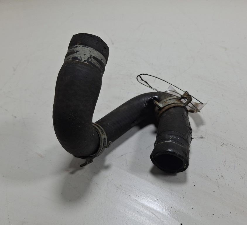 Патрубок отопителя (печки)