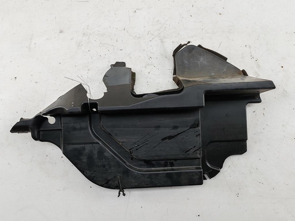 Диффузор (кожух) вентилятора радиатора