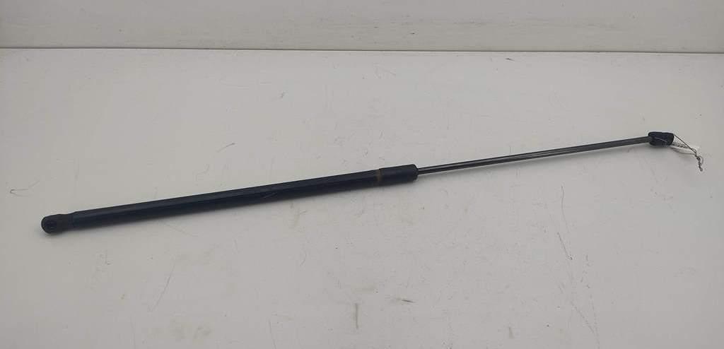 Амортизатор капота