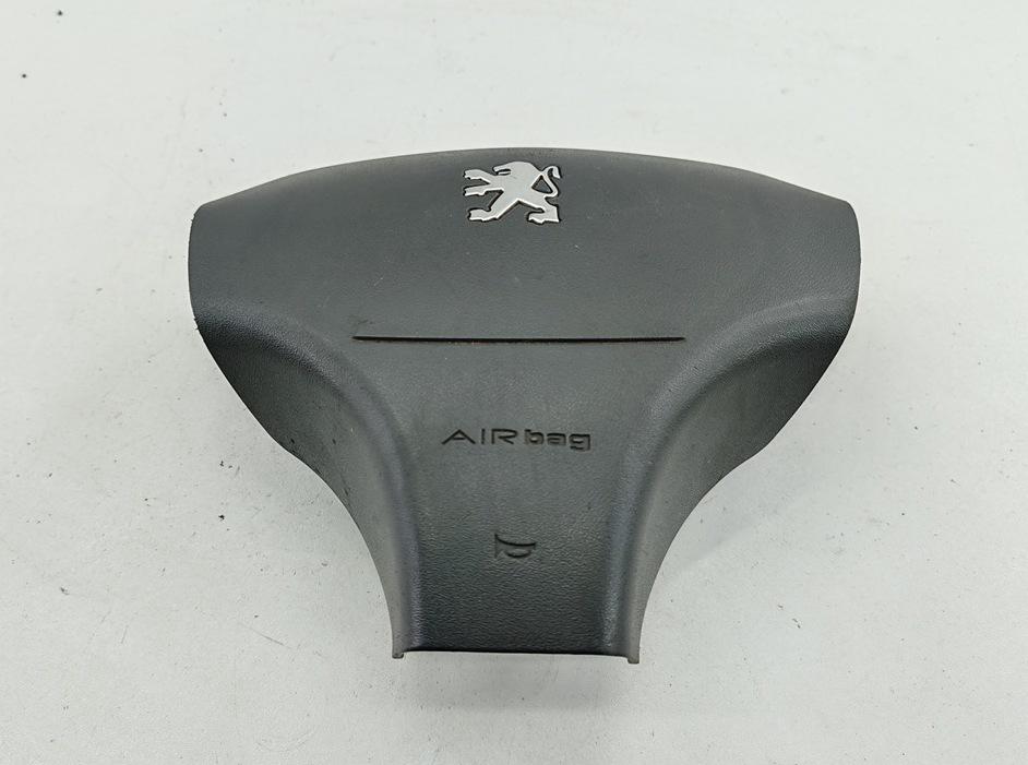 Подушка безопасности (Airbag) водителя