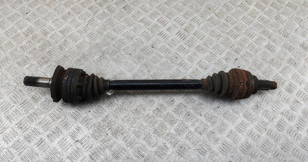 Полуось задняя