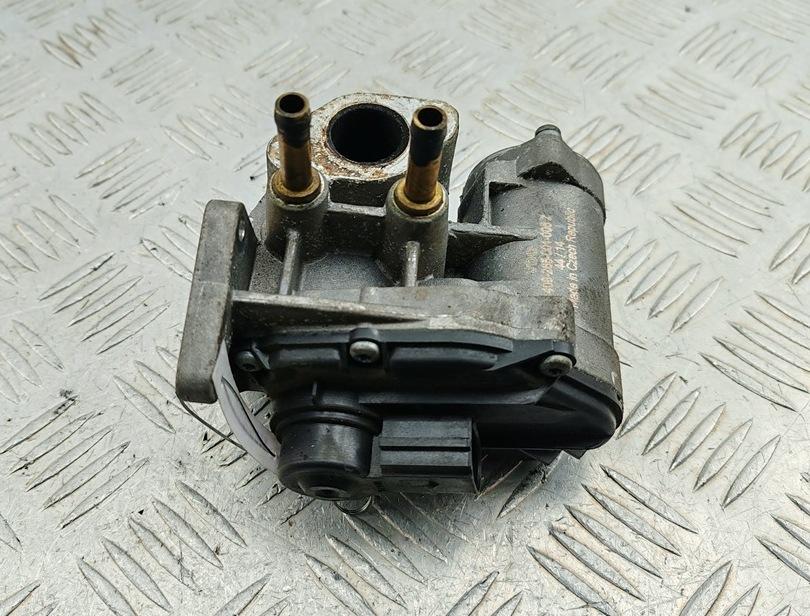 Клапан EGR (рециркуляции выхлопных газов)