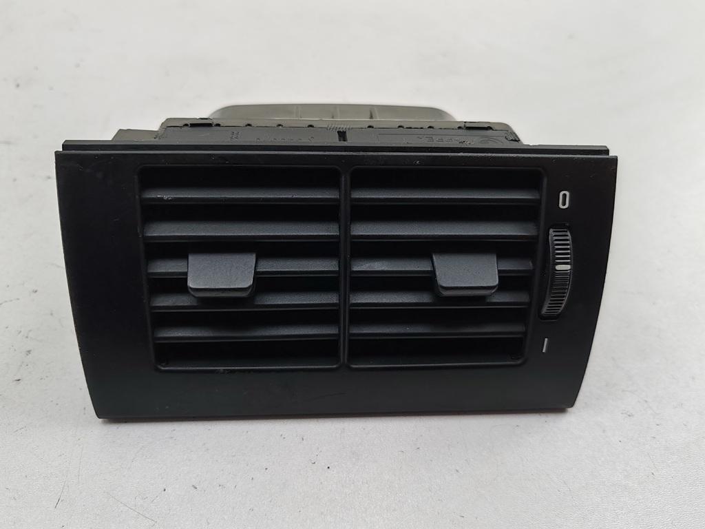 Дефлектор обдува салона