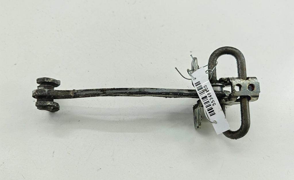 Ограничитель открывания двери передней