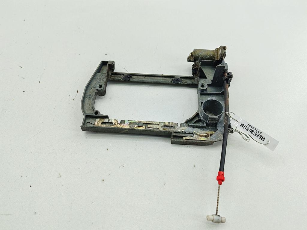 Корпус (держатель) ручки двери передней правой