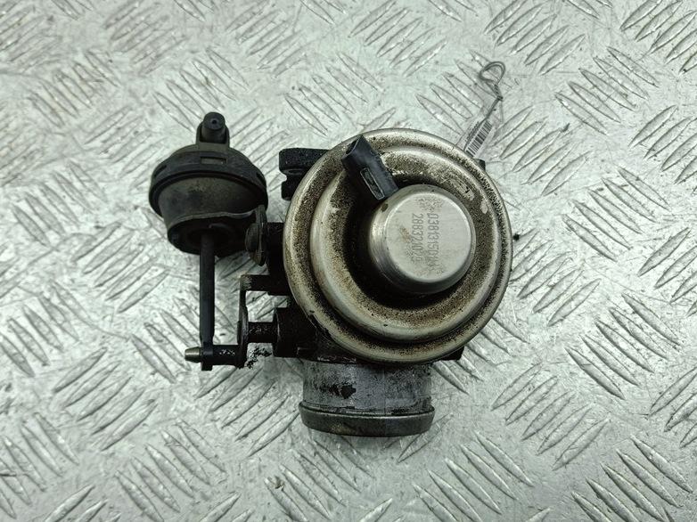Клапан EGR (рециркуляции выхлопных газов)