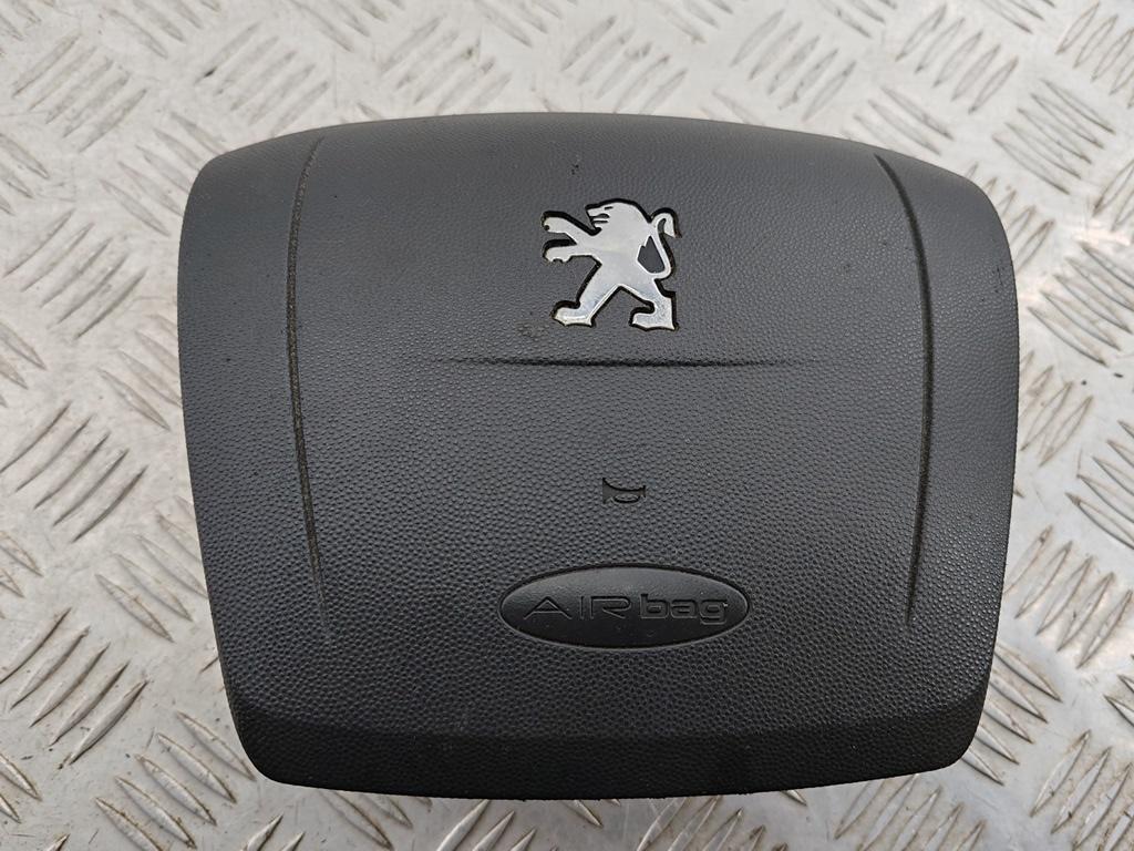 Подушка безопасности (Airbag) водителя