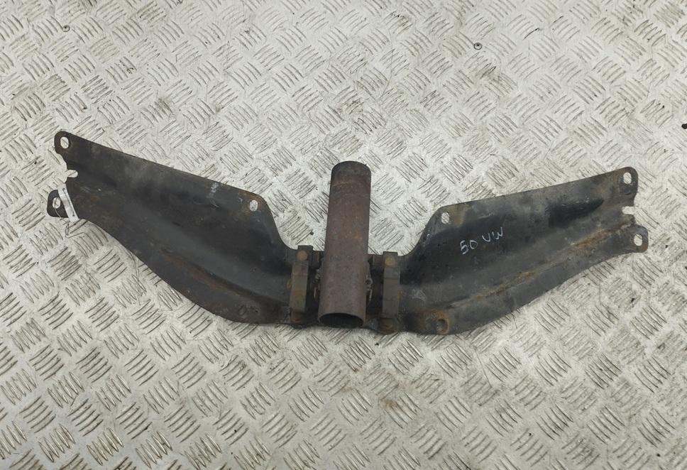 Кронштейн глушителя