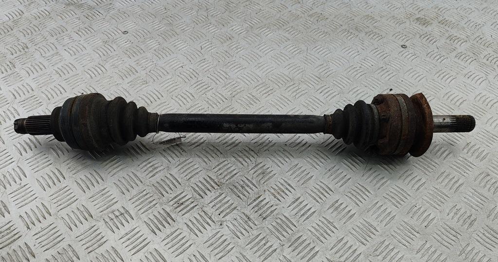Полуось задняя