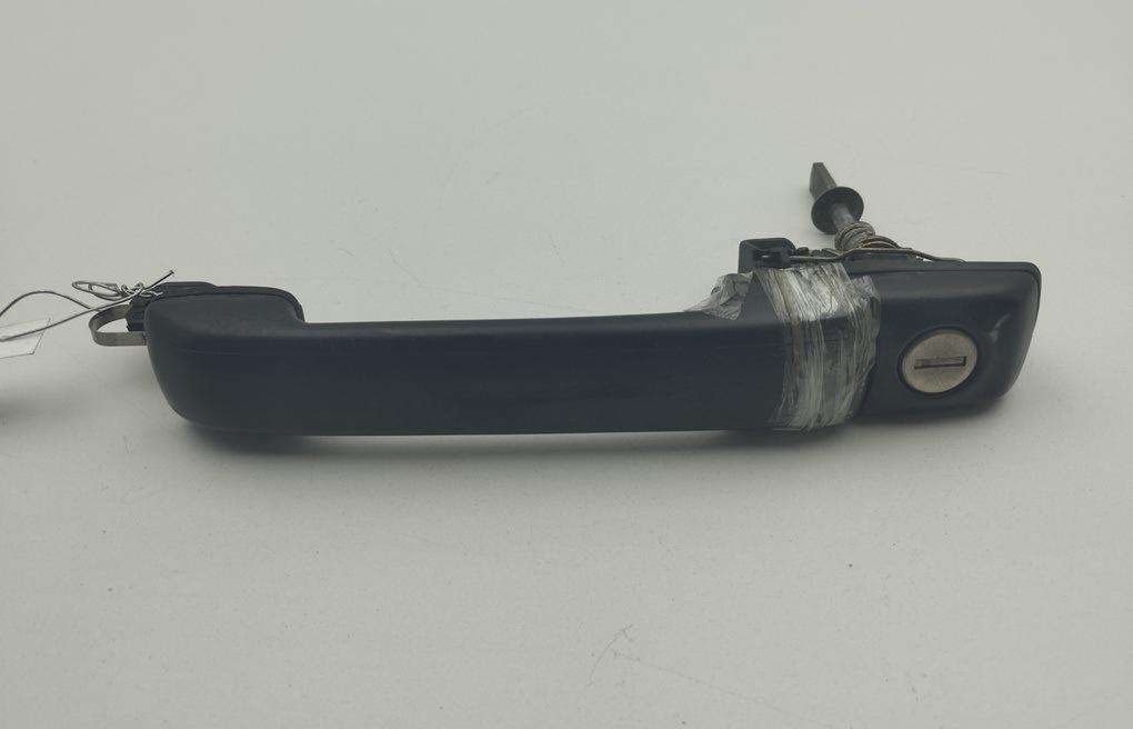 Ручка двери наружная передняя правая