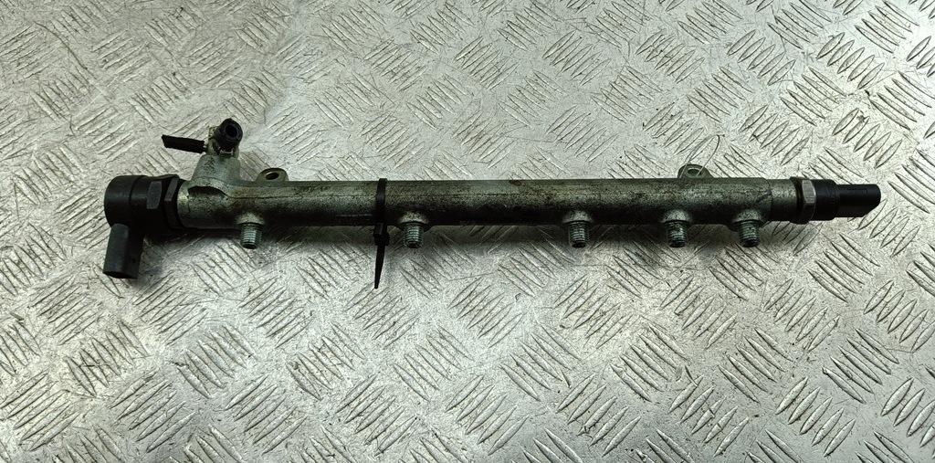 Рампа (рейка) топливная