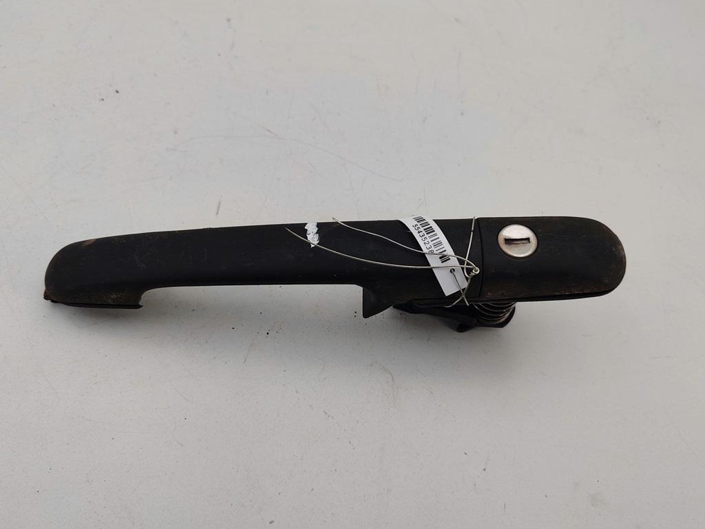 Ручка двери наружная передняя левая