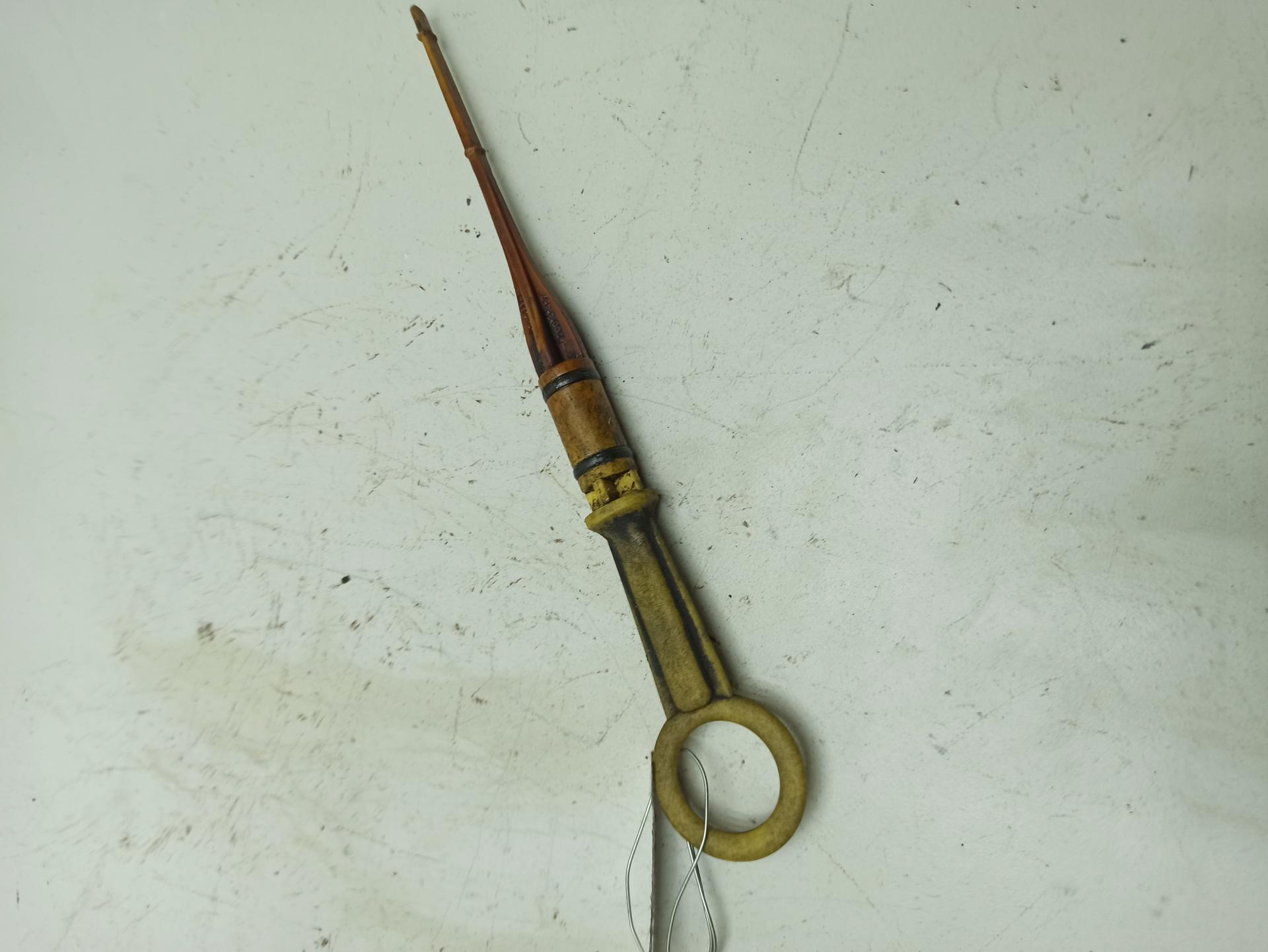Щуп масляный двигателя
