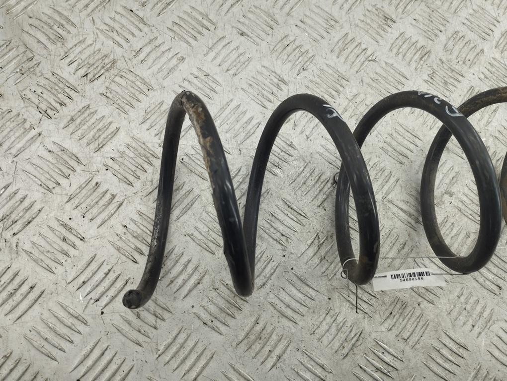 Пружина передняя