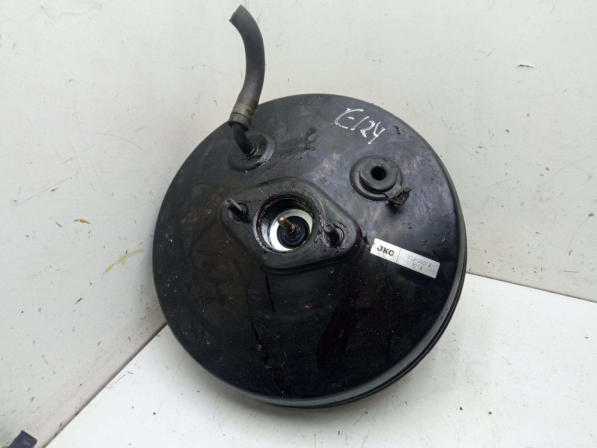 Усилитель тормозов вакуумный