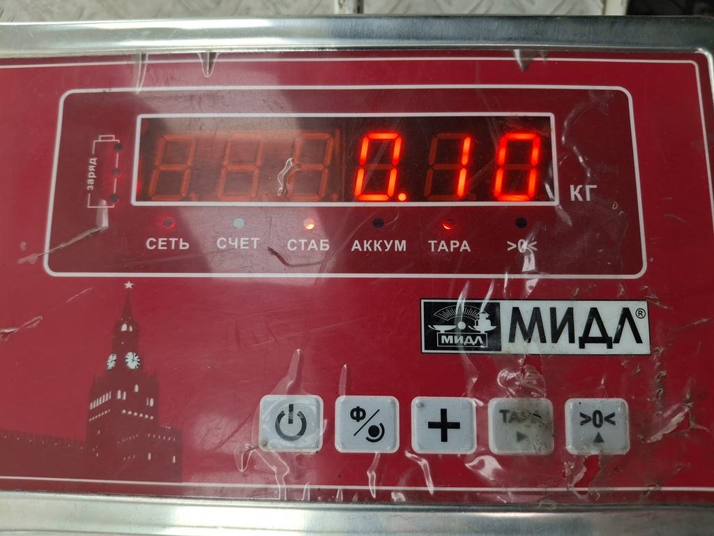 Крышка фары левой