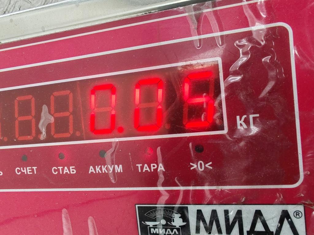 Крышка фары левой