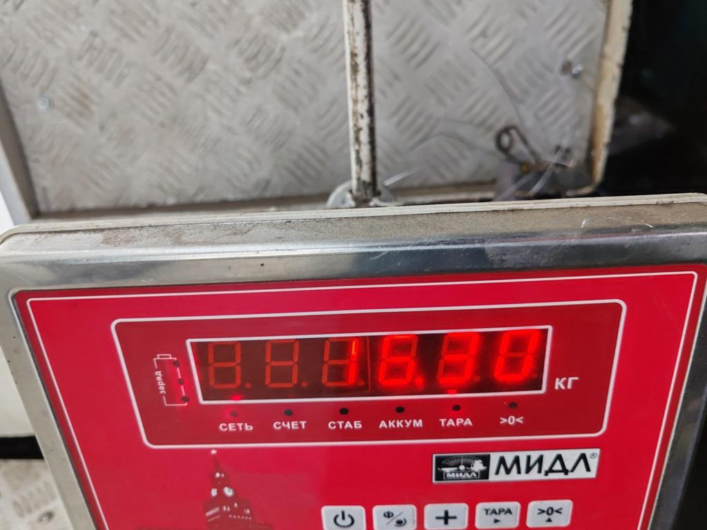 Дверь багажника правая