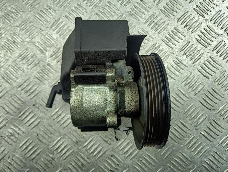 Насос ГУР (гидроусилитель руля)