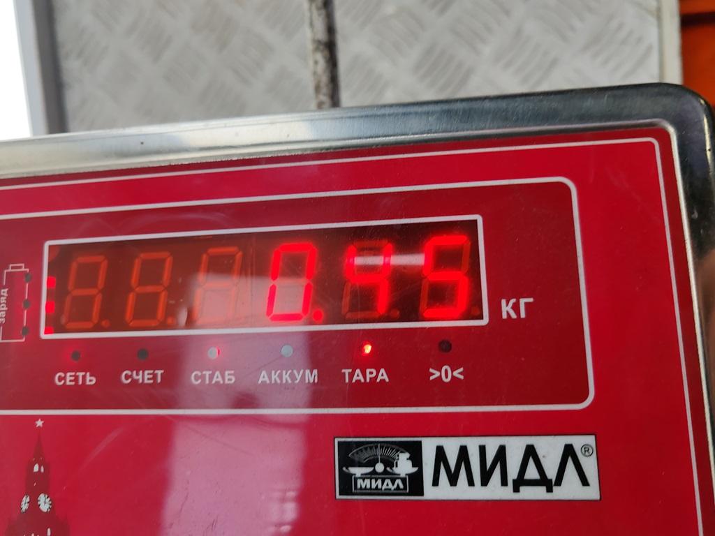 Петля двери