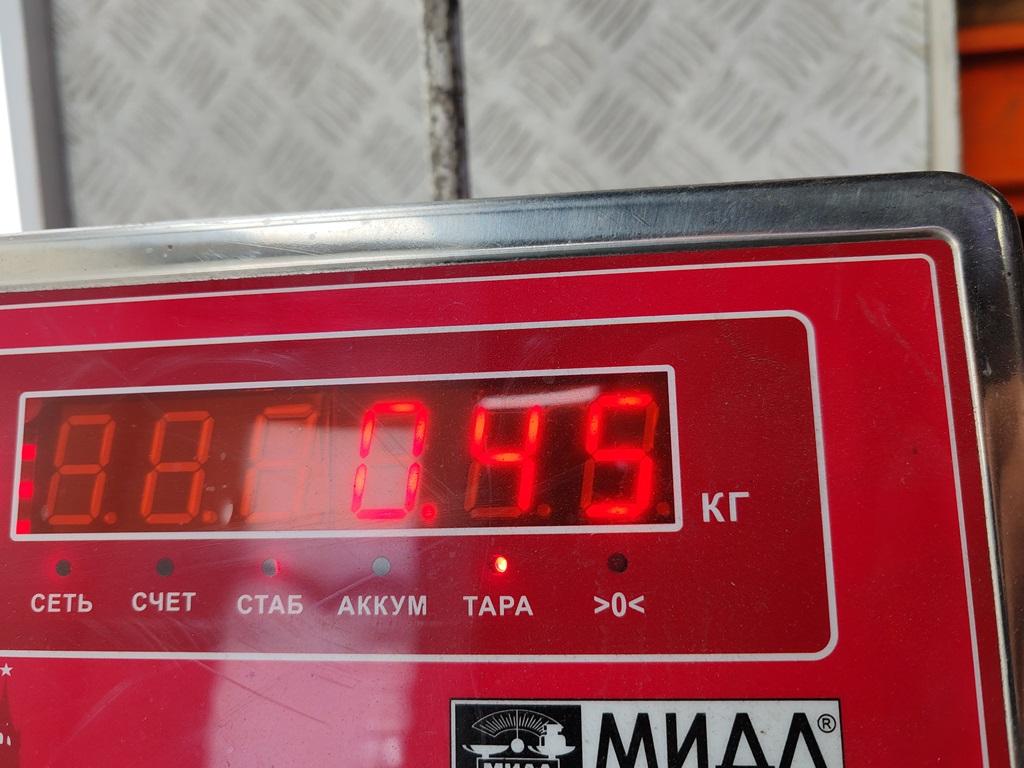 Петля двери