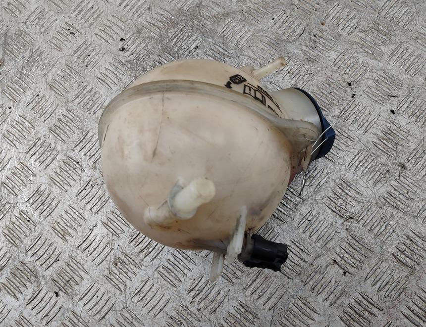 Бачок расширительный