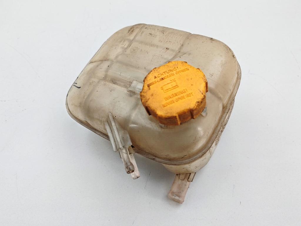 Бачок расширительный