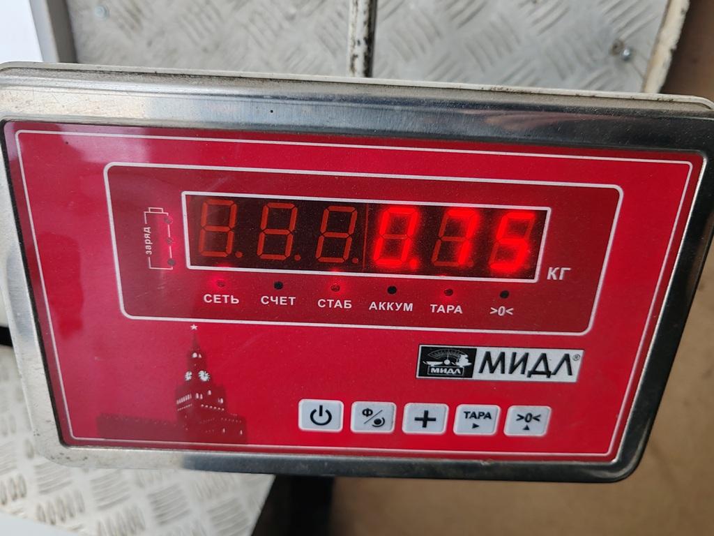 Накладка двери задней левой