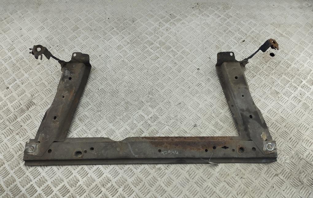 Балка подрадиаторная
