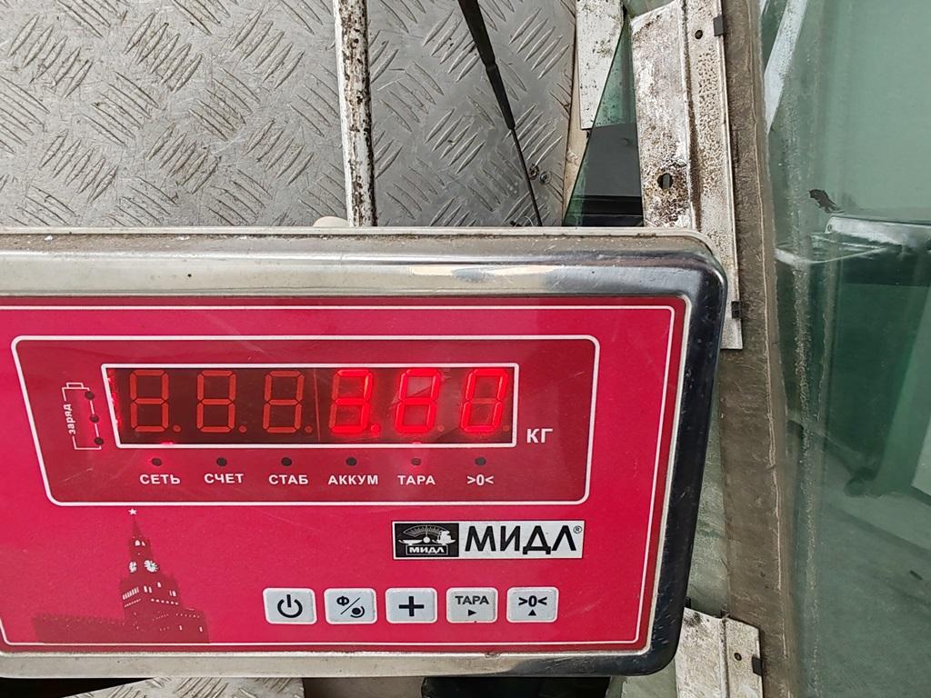 Стекло двери передней левой